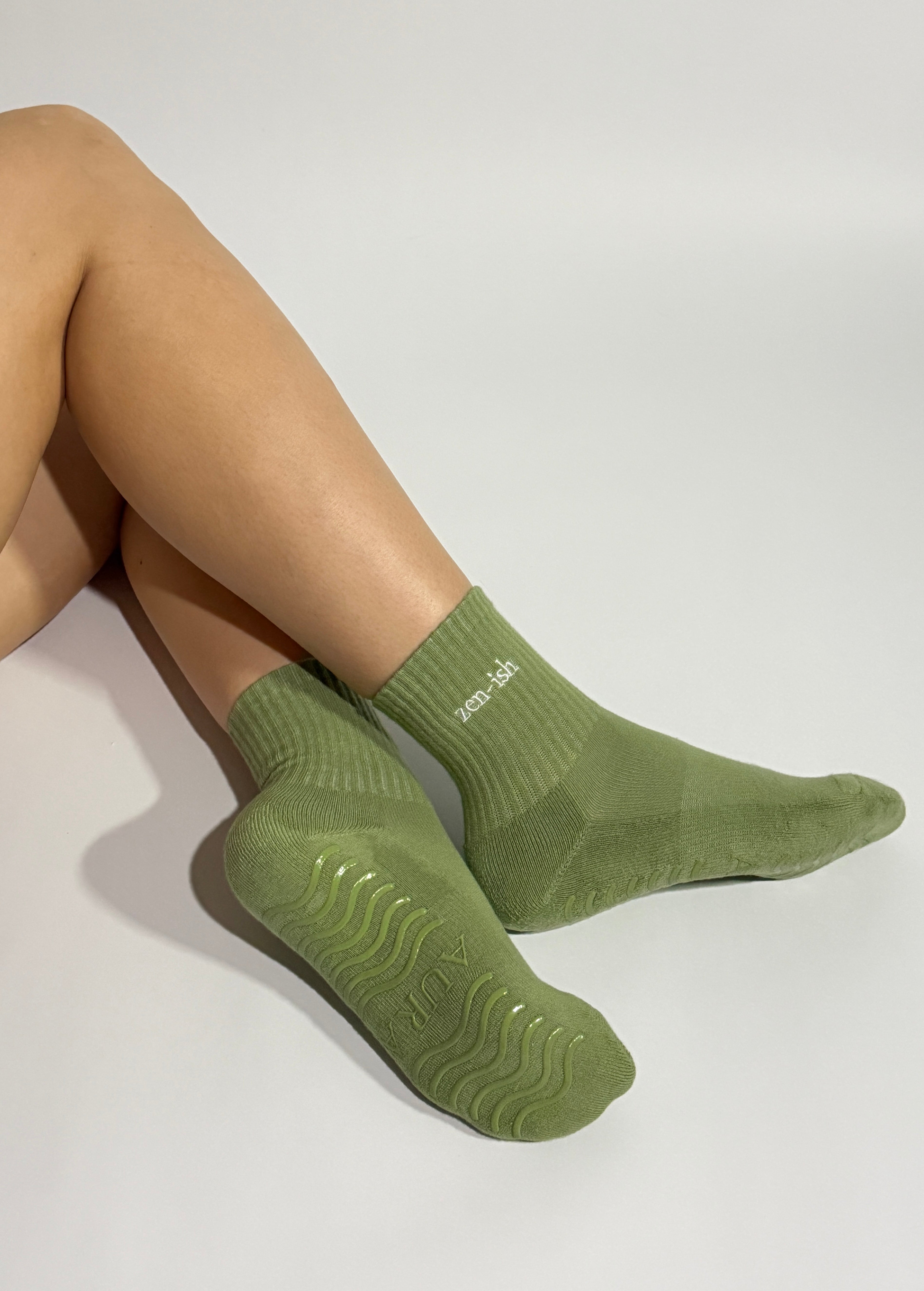 Green Zen-ish Pilates grip socks, for Reformer, Lagree & Barre
